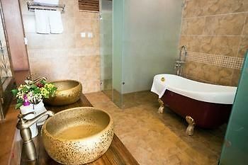 Lijiang Banshan Yunfu Boutique Hostel Exterior photo